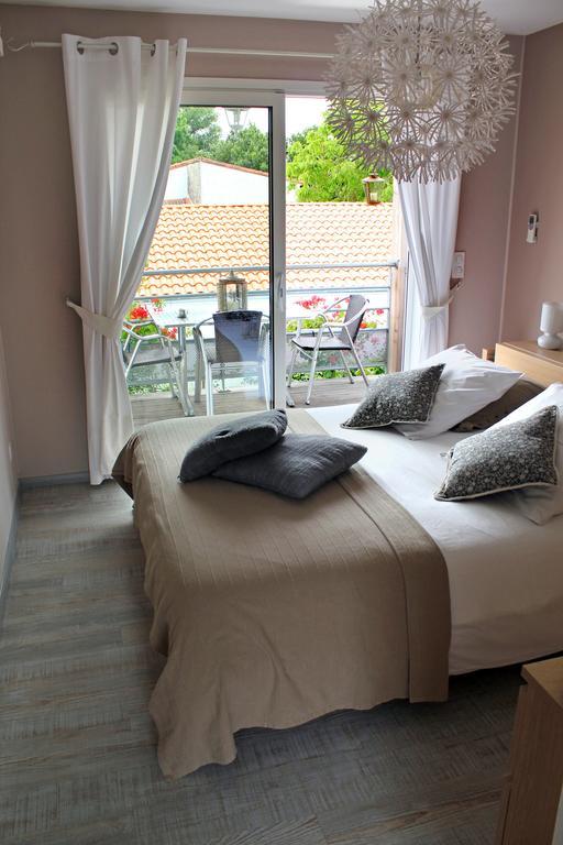 Le Clos Des Romarins Saint-Palais-sur-Mer Esterno foto
